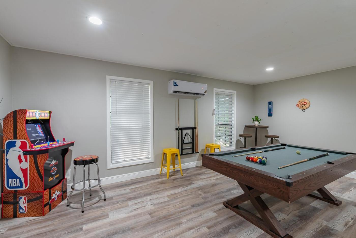 Fun 'N Sun Heated Pool & Gameroom By Fiesta Texas サンアントニオ エクステリア 写真